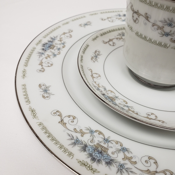 Diane by Wade Fine Porcelain China 3 Piece Set - Picture 15 of 16